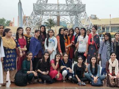 Women beneficiaries on an outing